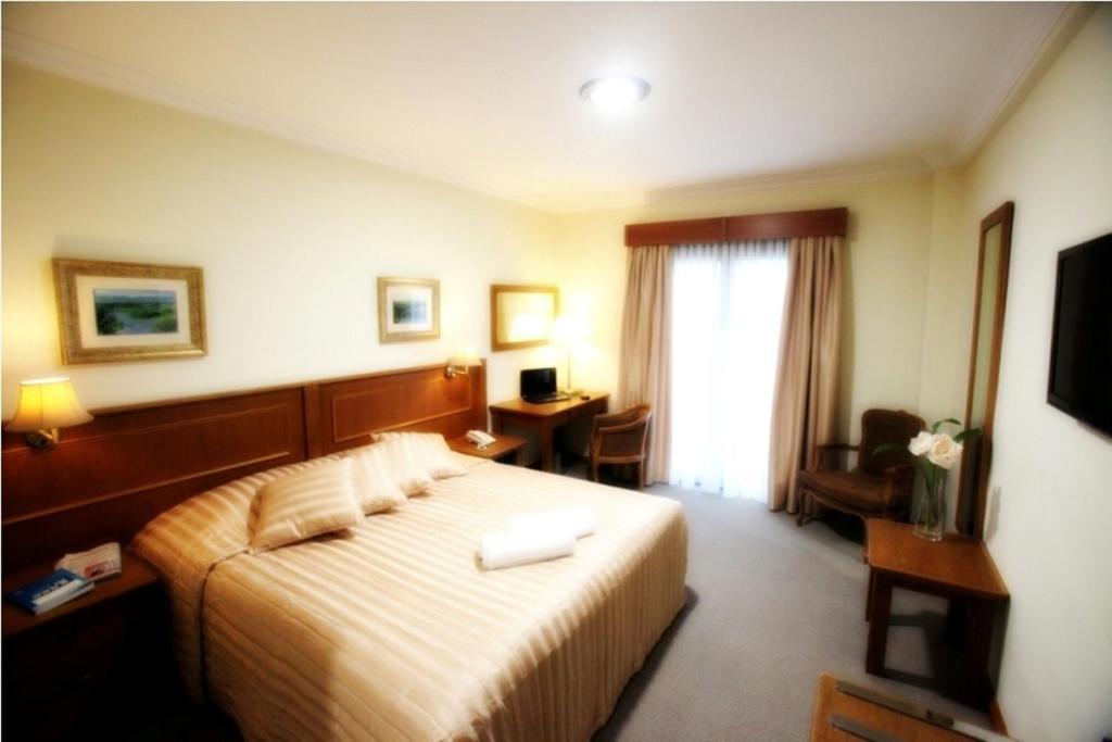 Afkos Grammos Boutique Hotel Resort Nestorion Bilik gambar