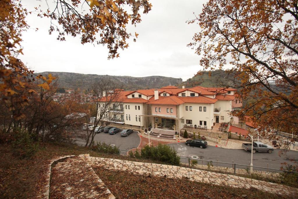 Afkos Grammos Boutique Hotel Resort Nestorion Luaran gambar